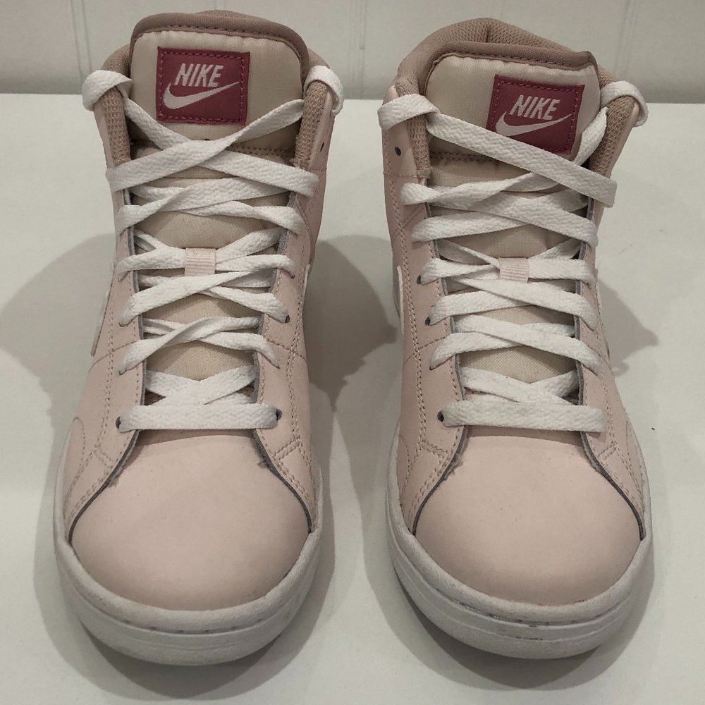 Nike Court Royale 2 mid- Womens